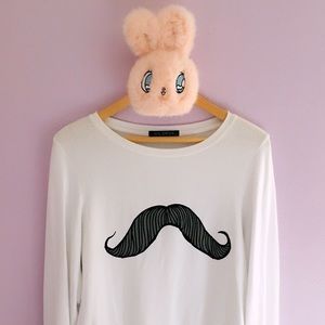 🆕 WILDFOX mustache jumper